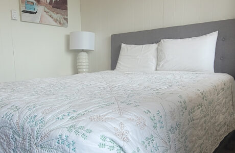 Single Queen Bed
